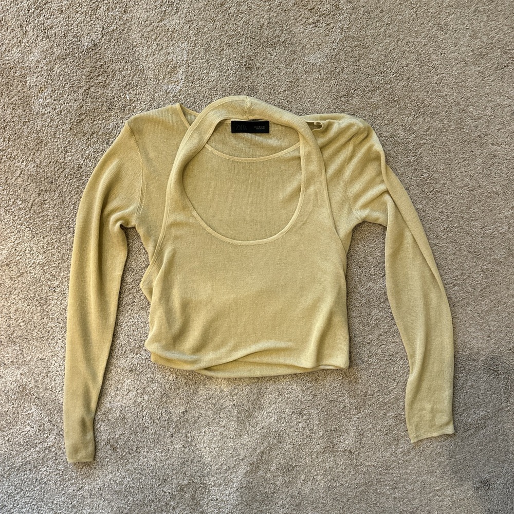 Zara Women's Long Sleeve Gold Top